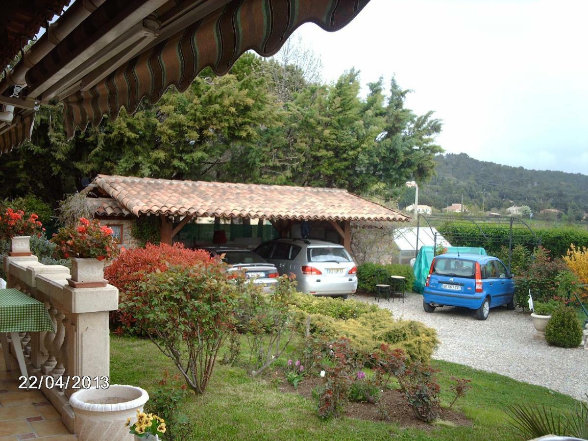 Chambre Loceanais Régusse Exterior foto